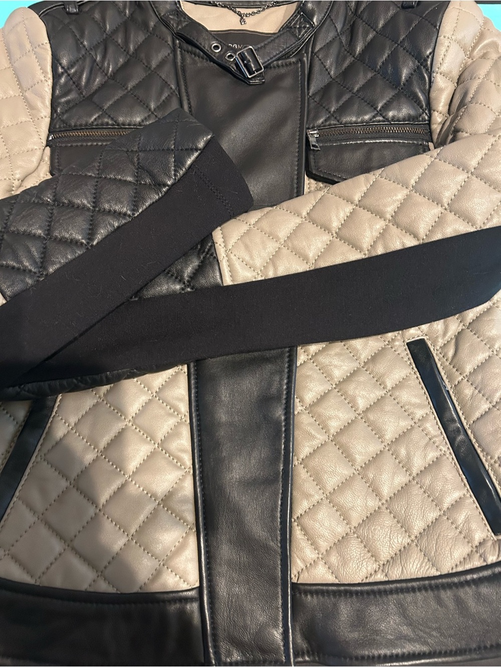 BCBGMAXAZRIA Mossy-Beige Lamb Leather Quilted Moto Jacket, Ladies XS - Picture 10 of 16